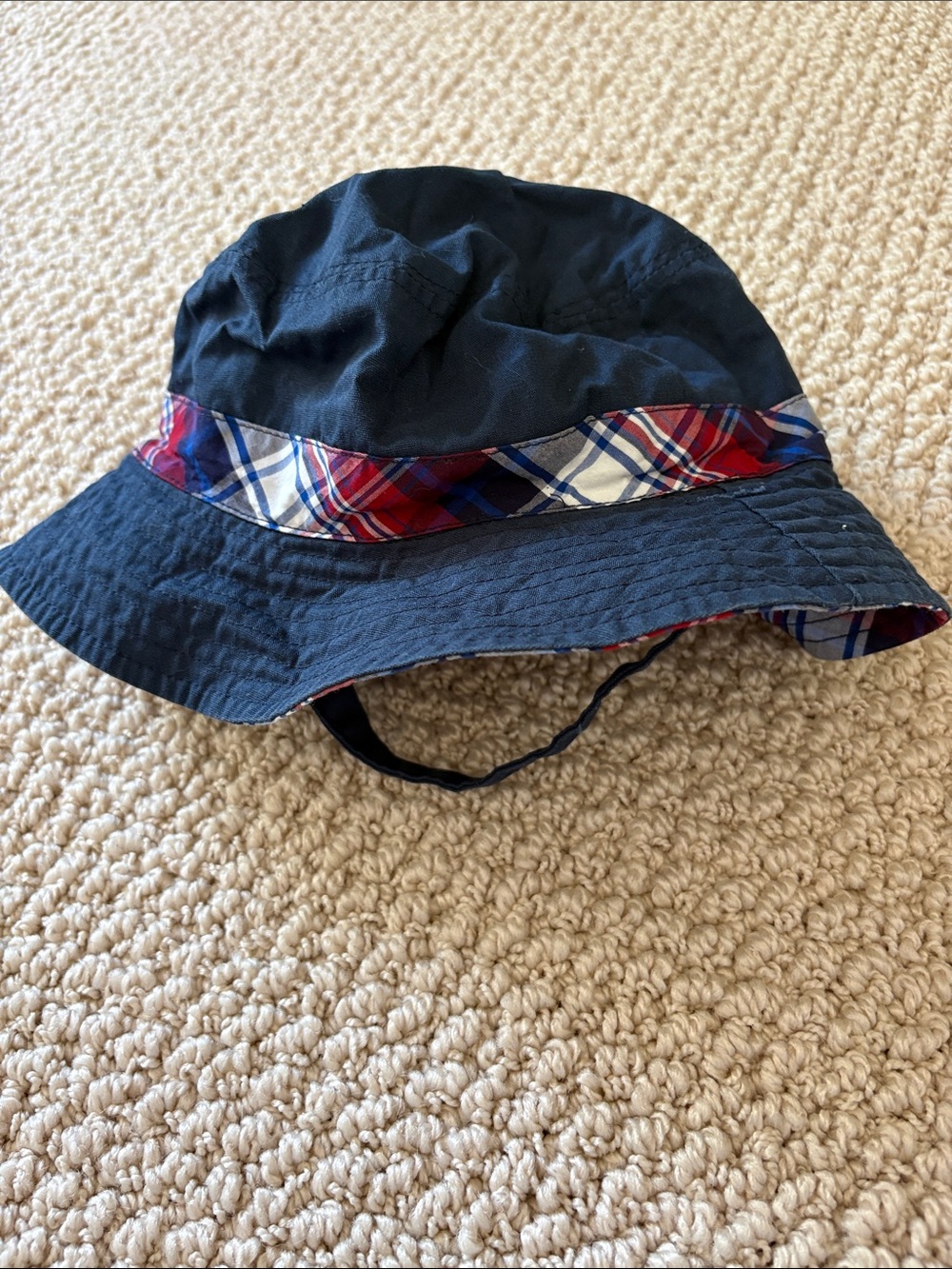 Toddler Navy Bucket Hat with Red Plaid Band Size Small